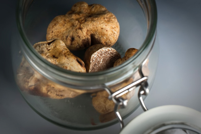 LANÝŽOVÉ MENU S GRANTEM JONESEM